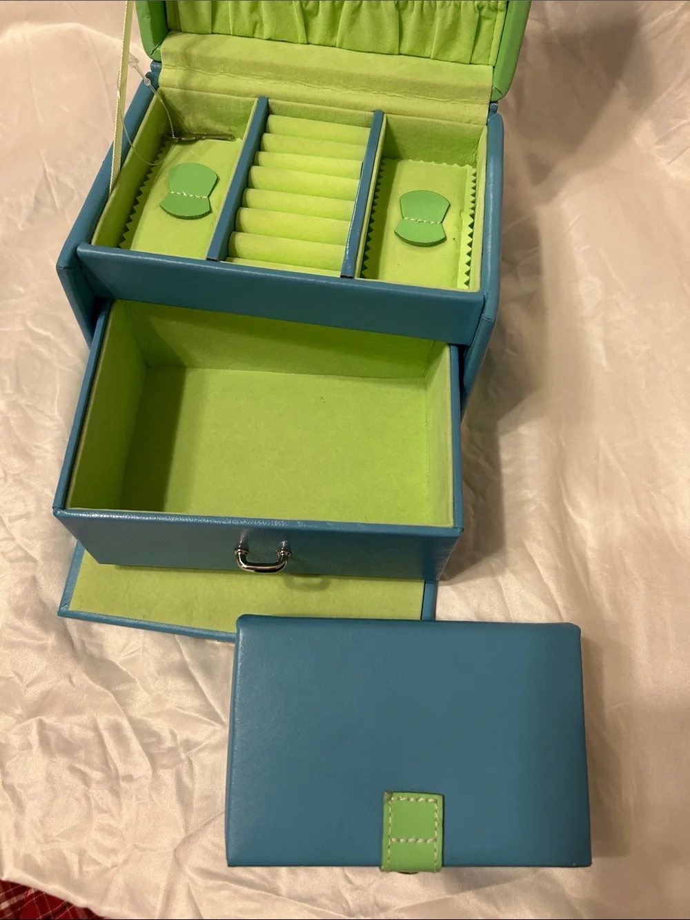 Talbots Blue Jewelry Box with Lime Trim and Top Handle